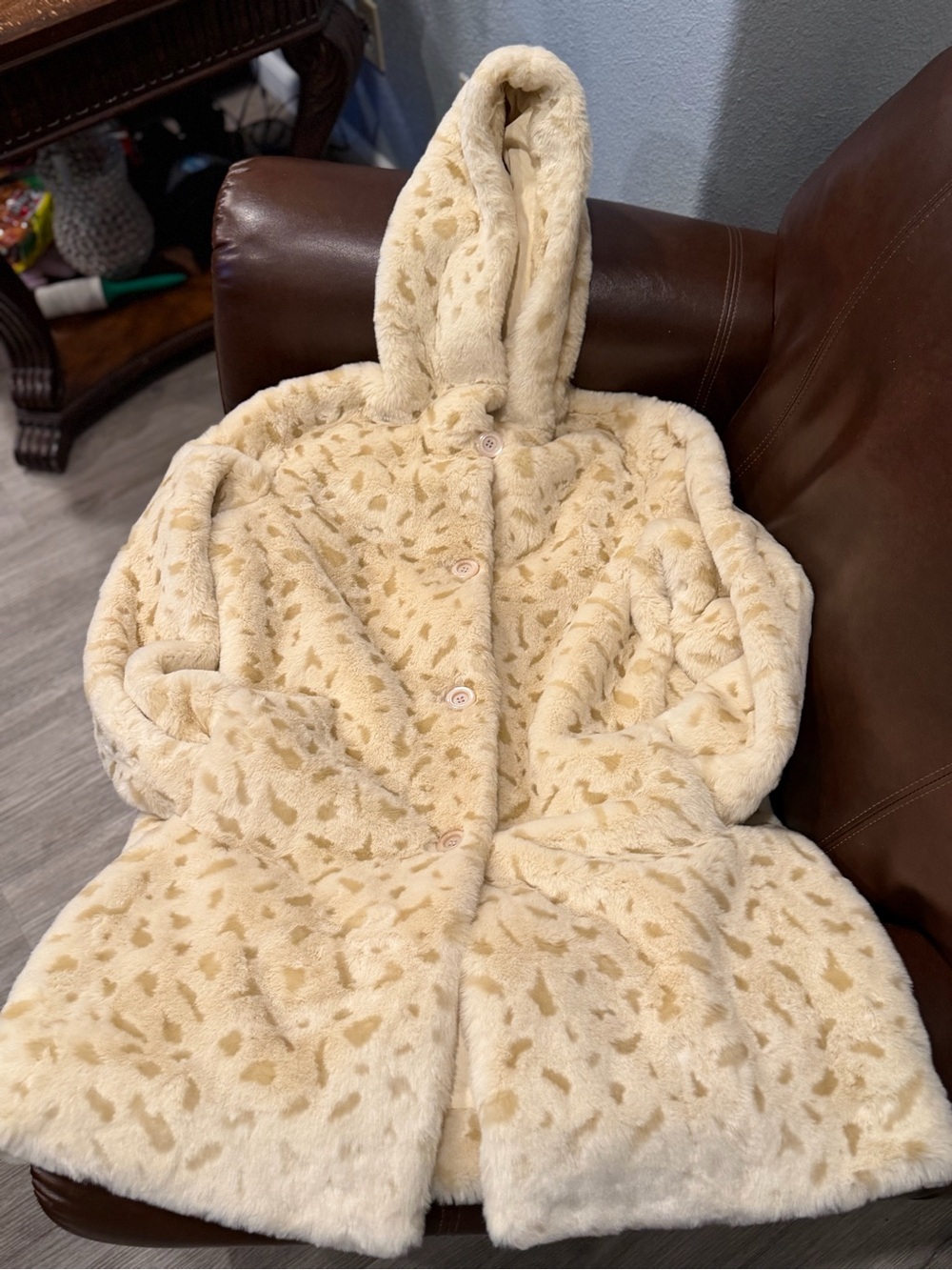 Source Unknown Cream Faux-Fur Hooded Robe Coat with Subtle Spot Pattern